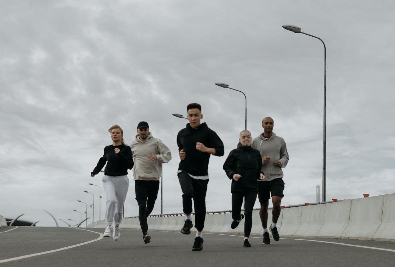 Treadmill vs Outdoor Running for Weight Loss: Calories & Speed