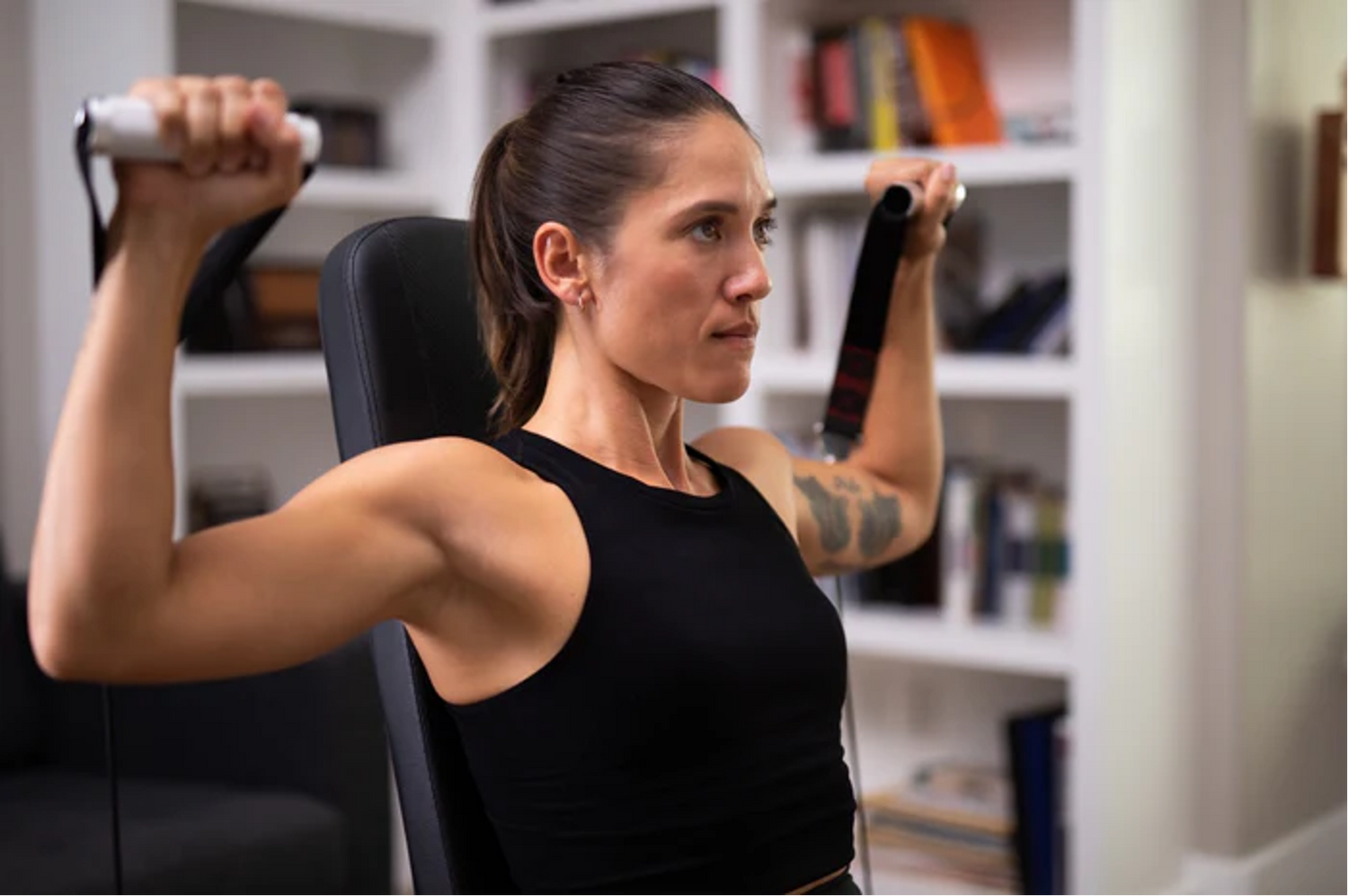 Weighted Dips vs Bench Press: Differences, Benefits & Muscles Worked