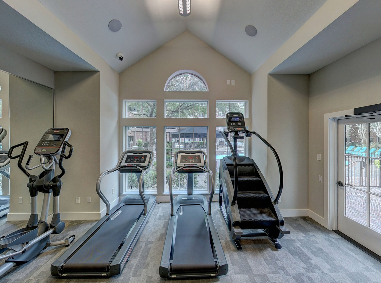 Vertical Climber vs Stair Stepper for Low-Impact Workouts: Differences & Benefits