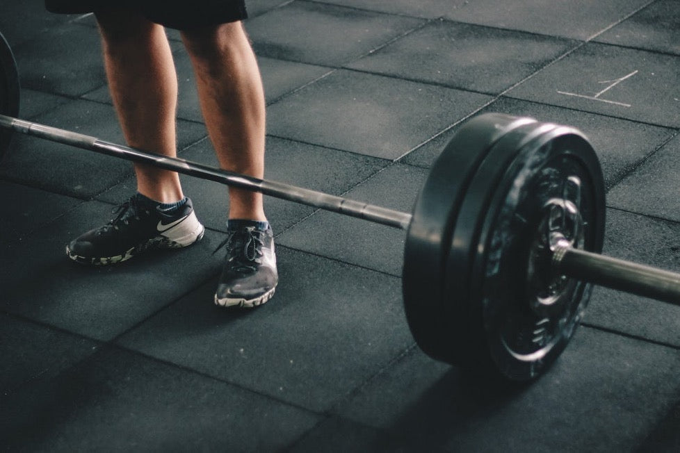 How to Do Landmine Squats with Proper Form: Benefits & Muscles Worked
