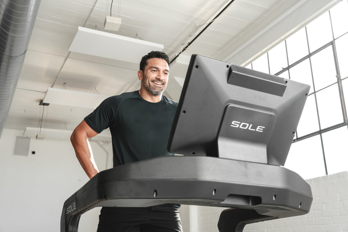 Best Treadmills for Seniors 2026 | Safe and Easy-to-Use Models for the Elderly