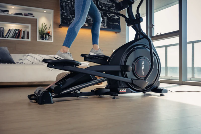 Elliptical Machine for Legs: Benefits & Disadvantages