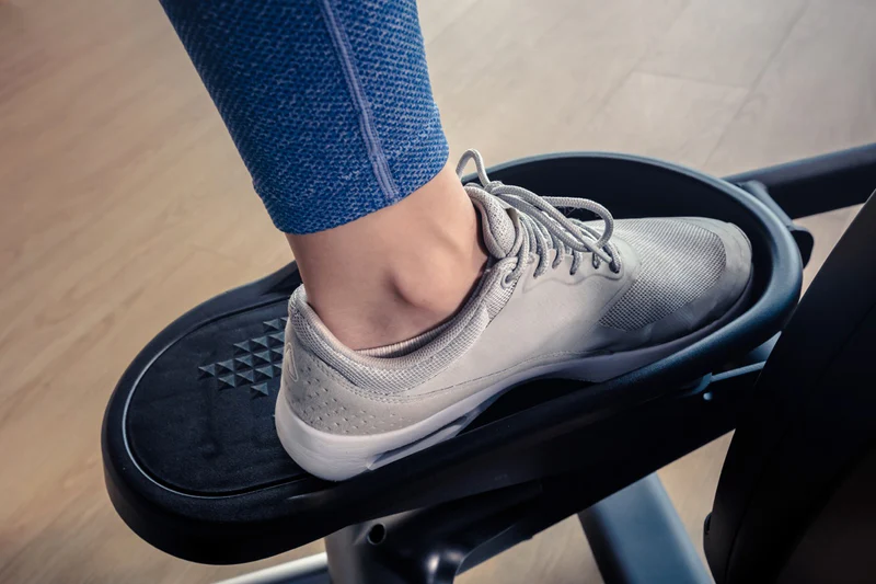 Why Do My Feet Get Numb on an Elliptical | Mistakes to Avoid & Tips to Protect Your Feet
