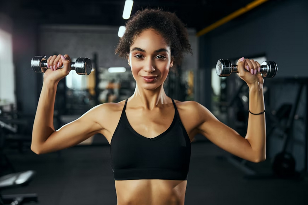RAYE Workout Routine & Diet: How the Singer Stays Fit