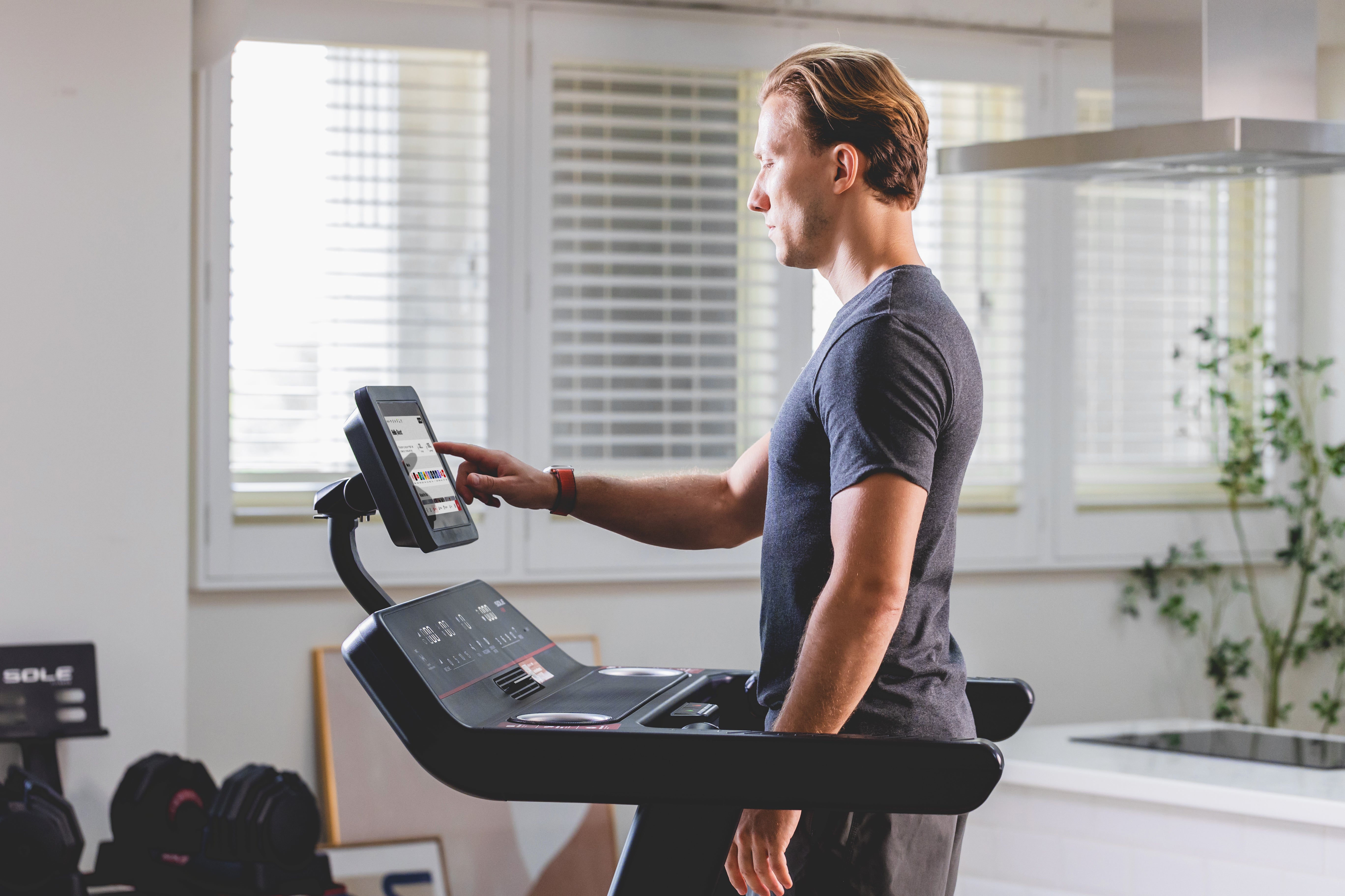 SOLE F80 Treadmill