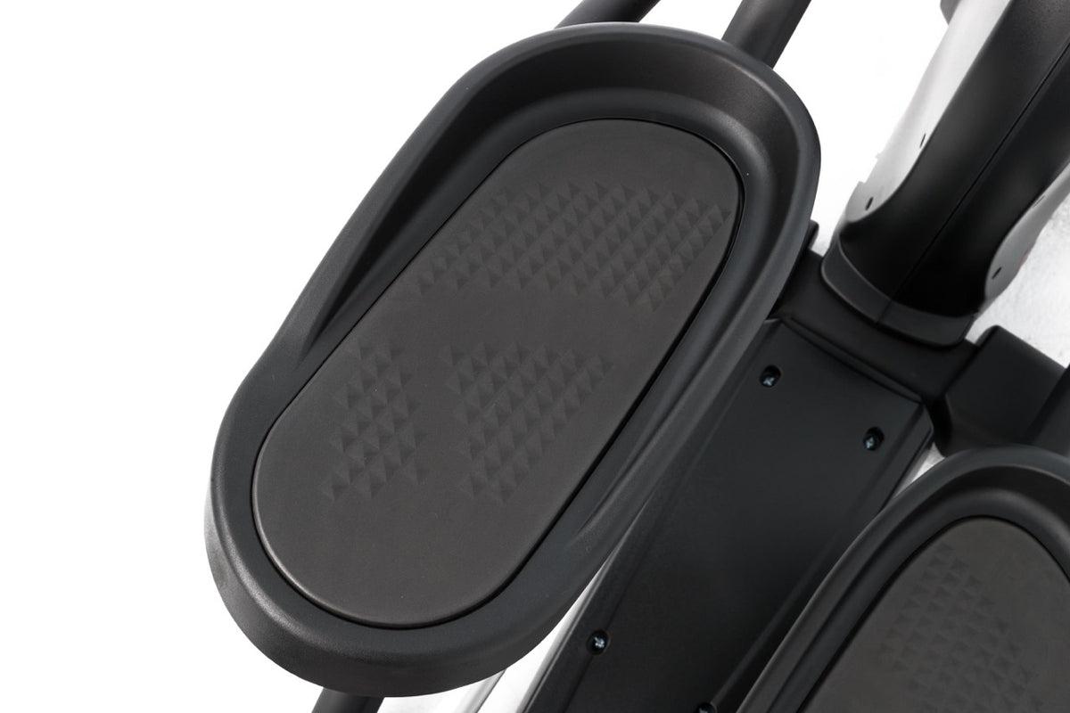 SOLE E95 Elliptical (LastGeneration Model)